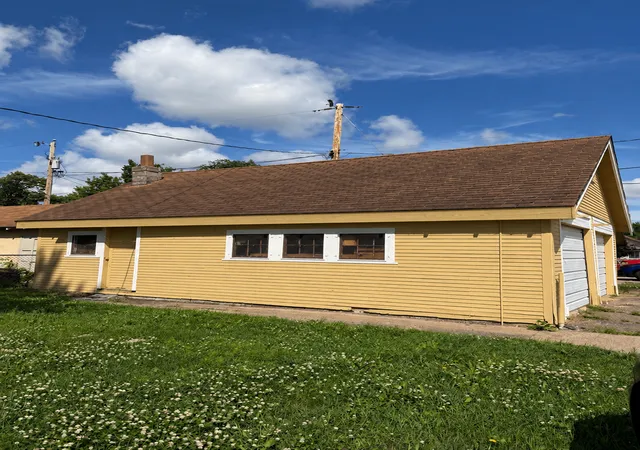 Photo 3 of Single family home for sale at 114 3rd Avenue NE, Brainerd, MN 56401 | MLS# 7142132 | Listing updated on 2026-09-23