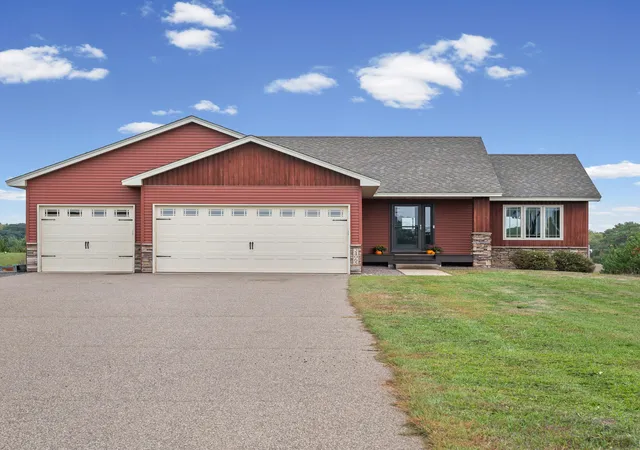 Photo 3 of Single family home for sale at 24065 Leo St NE, Stacy, MN 55079 | MLS# 7142133 | Listing updated on 2026-10-09