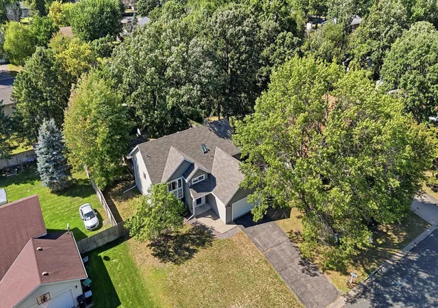 Photo 2 of Sale Pending at 13334 Thrush St Nw, Andover, MN 55304 | MLS# 7142149 | Listing updated on 2026-09-13