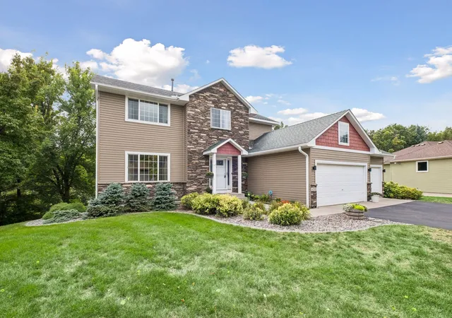 Photo 2 of Single family home for sale at 4205 Walnut Rd, Saint Bonifacius, MN 55375 | MLS# 7142169 | Listing updated on 2026-10-09
