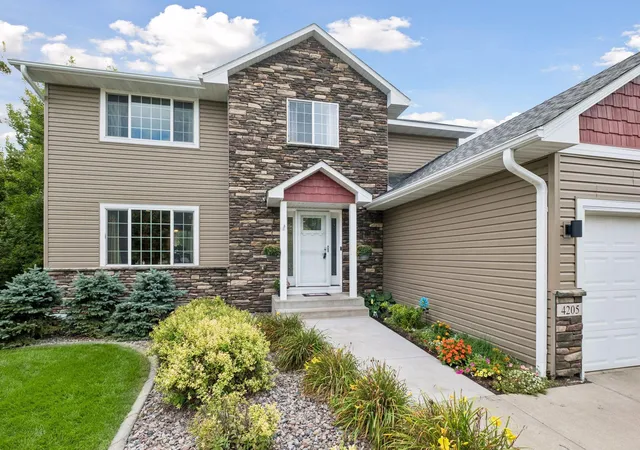 Photo 3 of Single family home for sale at 4205 Walnut Rd, Saint Bonifacius, MN 55375 | MLS# 7142169 | Listing updated on 2026-10-09