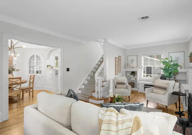 Photo 2 of Single family home for sale at 2194 Stanford Ave, Saint Paul, MN 55105 | MLS# 7142186 | Listing updated on 2026-09-13