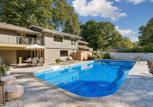 Photo 2 of Single family home for sale at 6521 Leesborough Ave, Eden Prairie, MN 55346 | MLS# 7142205 | Listing updated on 2026-09-13