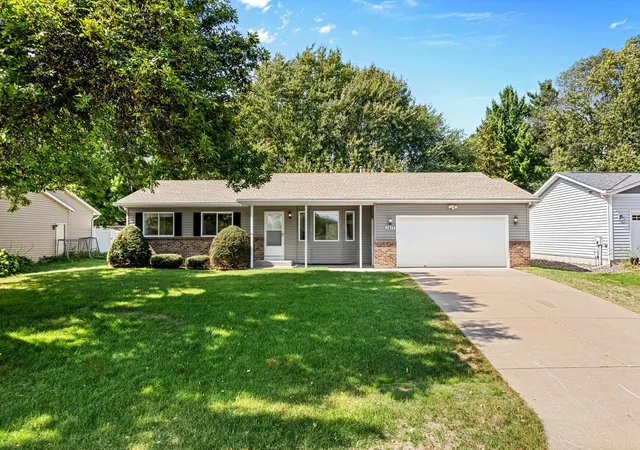 Photo 1 of Single family home for sale at 3417 Van Dyke St, Saint Paul, MN 55110 | MLS# 7142207 | Listing updated on 2026-09-16