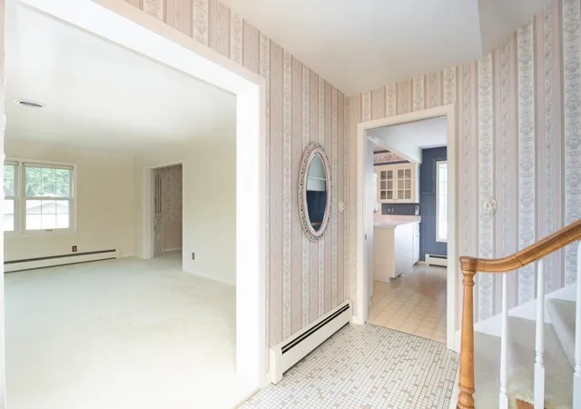Photo 3 of Single family home for sale at 130 Atwood Dr, Mankato, MN 56001 | MLS# 7142212 | Listing updated on 2026-09-14