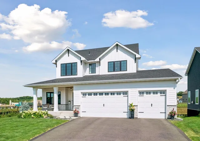 Photo 2 of Single family home for sale at 15804 Wyoming Ave, Savage, MN 55378 | MLS# 7142214 | Listing updated on 2026-10-19