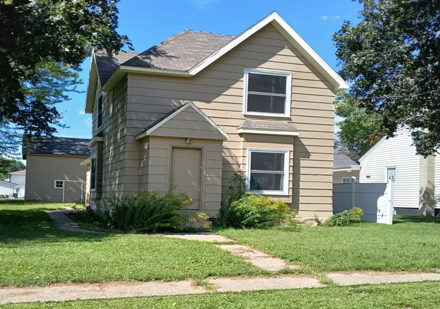 Photo 1 of Single family home for sale at 280 Euclid St, Alden, MN 56009 | MLS# 7142217 | Listing updated on 2026-09-12