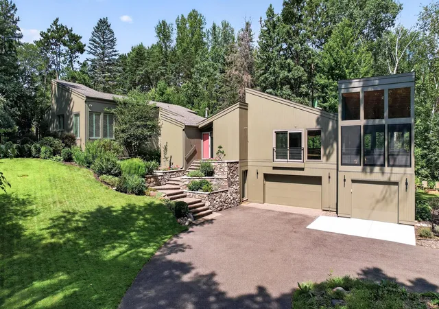 Single family home for sale at 15 Nord Cir Rd, Saint Paul, MN 55127 | MLS# 7142219