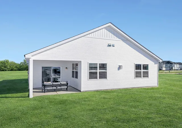 Photo 2 of Single family home for sale at 5222 Long Pointe Bay, Saint Paul, MN 55129 | MLS# 7142240 | Listing updated on 2026-09-12