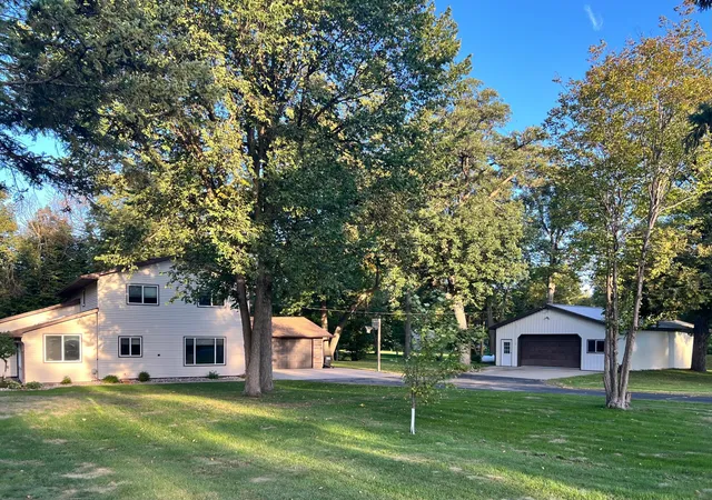 Photo 3 of Single family home for sale at 11096 County Hwy 17, Detroit Lakes, MN 56501 | MLS# 7142241 | Listing updated on 2026-09-29