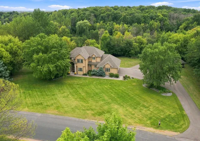 Photo 2 of Single family home for sale at 4741 S Lake Sarah Dr, Maple Plain, MN 55359 | MLS# 7142246 | Listing updated on 2026-09-20
