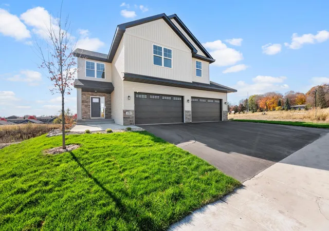 Photo 1 of Single family home for sale at 578 Sienna Dr, Watertown, MN 55388 | MLS# 7142257 | Listing updated on 2026-10-23