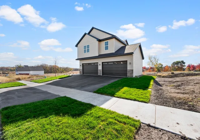 Photo 2 of Single family home for sale at 578 Sienna Dr, Watertown, MN 55388 | MLS# 7142257 | Listing updated on 2026-10-23