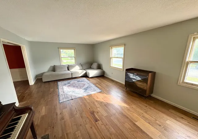 Photo 3 of Single family home for sale at 1017 19th Street NE, Rochester, MN 55906 | MLS# 7142276 | Listing updated on 2026-09-18