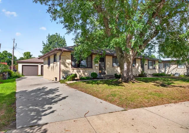 Photo 3 of Multi family home for sale at 849 11 1/2 St Sw, Rochester, MN 55902 | MLS# 7142279 | Listing updated on 2026-09-25