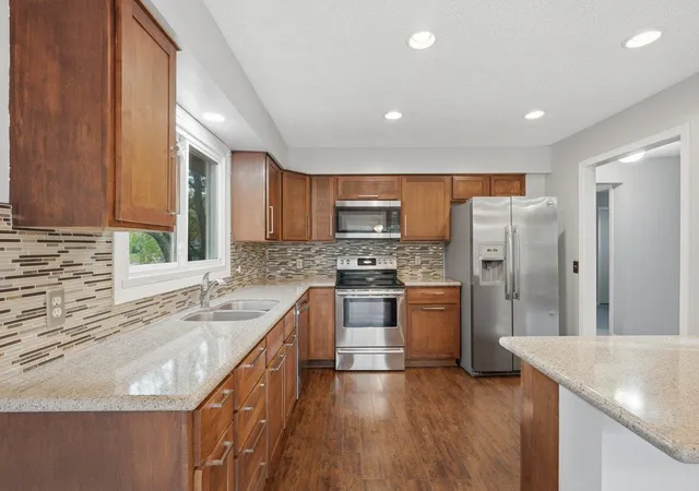 Photo 3 of Single family home for sale at 8481 134th Street Ct, Saint Paul, MN 55124 | MLS# 7142329 | Listing updated on 2026-10-20