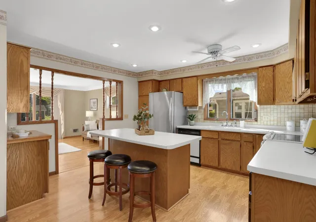 Photo 3 of Single family home for sale at 404 15th Street W, Hastings, MN 55033 | MLS# 7142347 | Listing updated on 2026-09-18