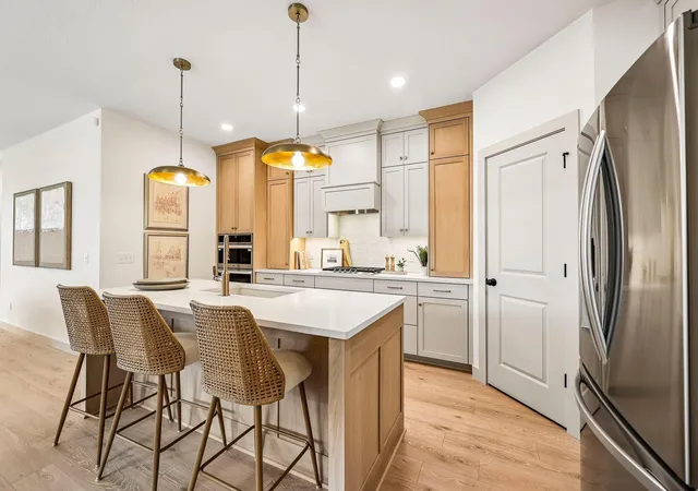 Photo 3 of Single family home for sale at 20214 Keystone Ave, Lakeville, MN 55044 | MLS# 7142349 | Listing updated on 2026-09-12