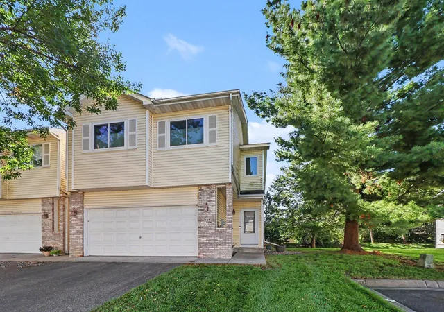 Photo 2 of Single family home for sale at 2658 Cutters Grv Cir, Anoka, MN 55303 | MLS# 7142353 | Listing updated on 2026-09-15