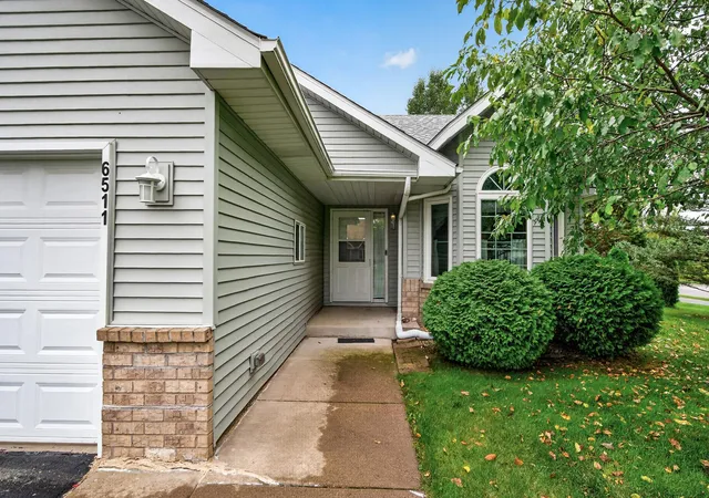 Photo 2 of Single family home for sale at 6511 20th Street N, Saint Paul, MN 55128 | MLS# 7142355 | Listing updated on 2026-09-25