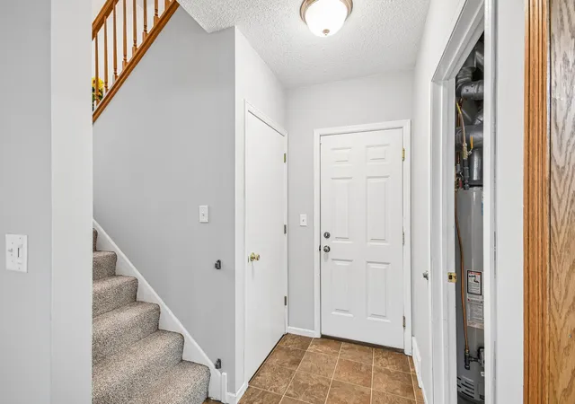Photo 3 of Single family home for sale at 178 Sieben Crst Ln, Hastings, MN 55033 | MLS# 7142391 | Listing updated on 2026-09-17