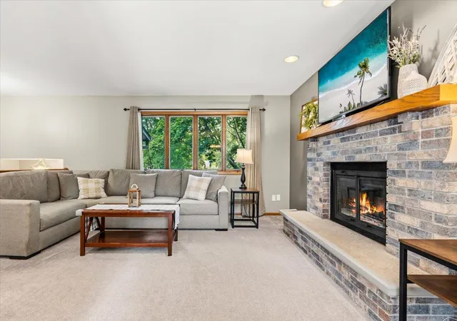 Photo 4 of Single family home for sale at 4204 1st Street NW, Rochester, MN 55901 | MLS# 7142446 | Listing updated on 2026-09-21