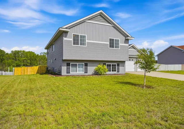 Photo 4 of Single family home for sale at 2108 Blake Ave, Lester Prairie, MN 55354 | MLS# 7142457 | Listing updated on 2026-09-22