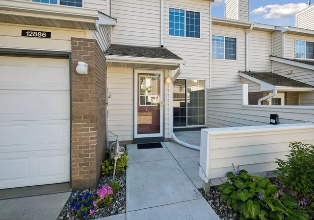Photo 2 of Single family home for sale at 12886 Echo Ln, Saint Paul, MN 55124 | MLS# 7142459 | Listing updated on 2026-09-15