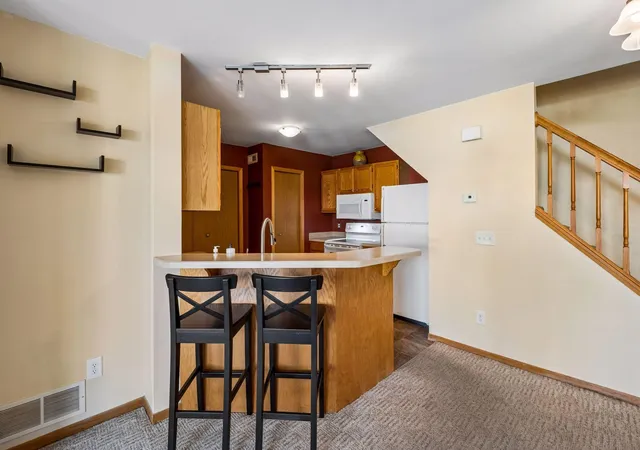 Photo 4 of Sale Pending at 12886 Echo Ln, Saint Paul, MN 55124 | MLS# 7142459 | Listing updated on 2026-10-29