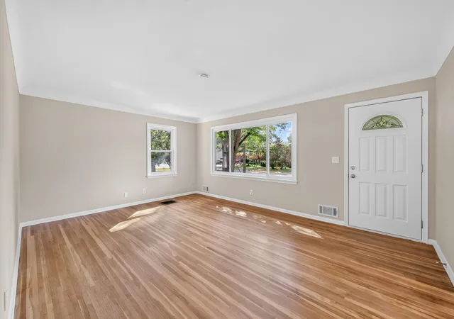 Photo 3 of Single family home for sale at 6547 Oakley Dr Ne, Minneapolis, MN 55432 | MLS# 7142476 | Listing updated on 2026-09-15