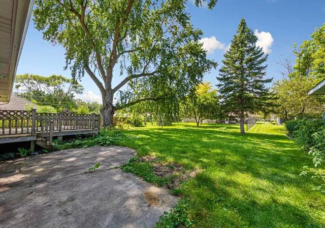 Photo 3 of Single family home for sale at 366 N Waterville Ave, Le Center, MN 56057 | MLS# 7142478 | Listing updated on 2026-09-12