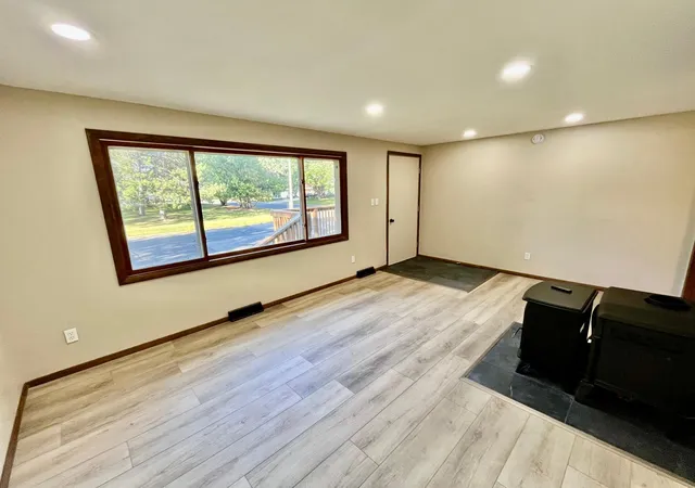 Photo 4 of Single family home for sale at 1024 SE 7th Street, Grand Rapids, MN 55744 | MLS# 7142483 | Listing updated on 2026-09-20