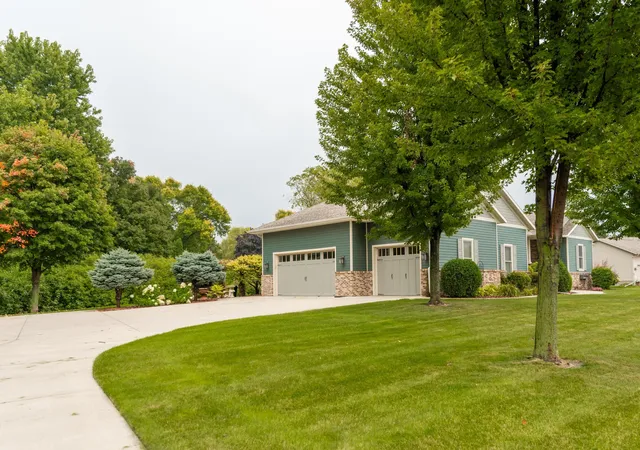 Photo 3 of Single family home for sale at 903 13th Street S, Benson, MN 56215 | MLS# 7142512 | Listing updated on 2026-09-15