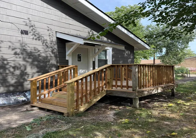 Photo 3 of Single family home for sale at 2439 15th Avenue S, Minneapolis, MN 55404 | MLS# 7142515 | Listing updated on 2026-09-17