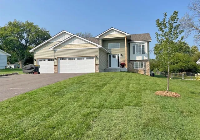 Photo 1 of Single family home for sale at 17xx Eugene St, Saint Paul, MN 55110 | MLS# 7142525 | Listing updated on 2026-09-16