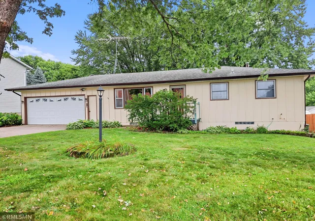 Single family home for sale at 1417 Autumn Dr, Faribault, MN 55021 | MLS# 7142551