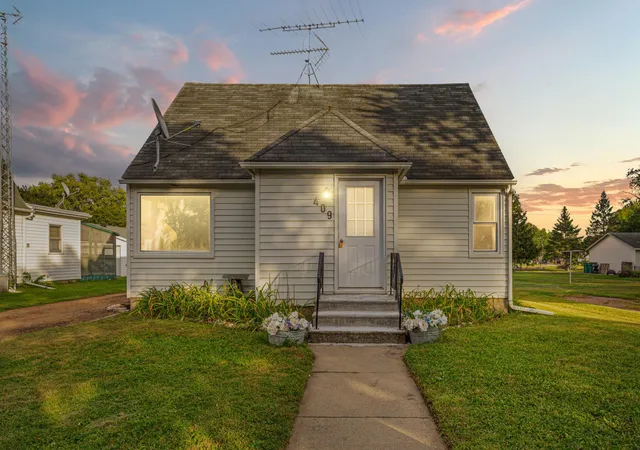 Single family home for sale at 409 S 5th Street, Le Sueur, MN 56058 | MLS# 7142570