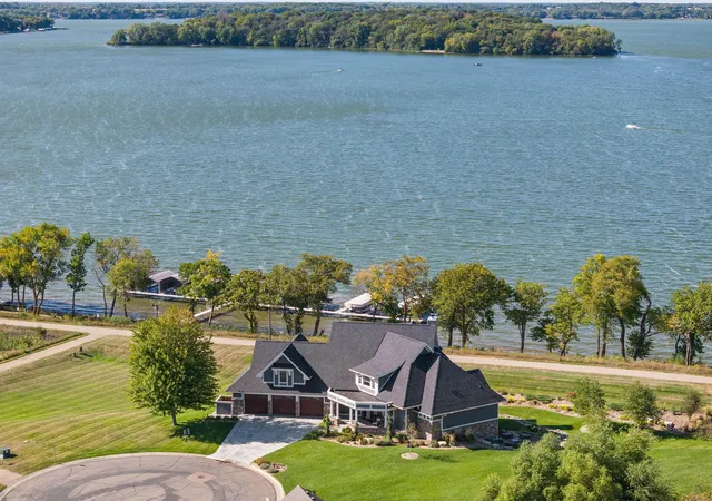 Photo 1 of Single family home for sale at 854 Beach Rd, Waconia, MN 55387 | MLS# 7142578 | Listing updated on 2026-10-20