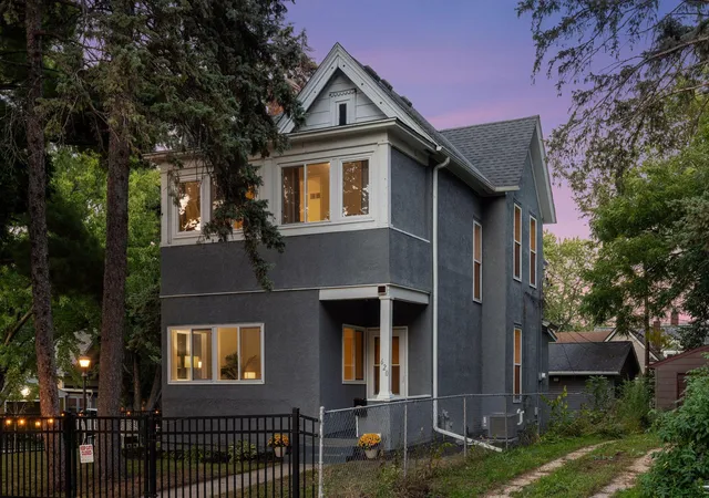 Single family home for sale at 620 Ohio St, Saint Paul, MN 55107 | MLS# 7142580
