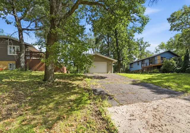 Photo 4 of Single family home for sale at 1720 10th Avenue SE, Saint Cloud, MN 56304 | MLS# 7142600 | Listing updated on 2026-09-12
