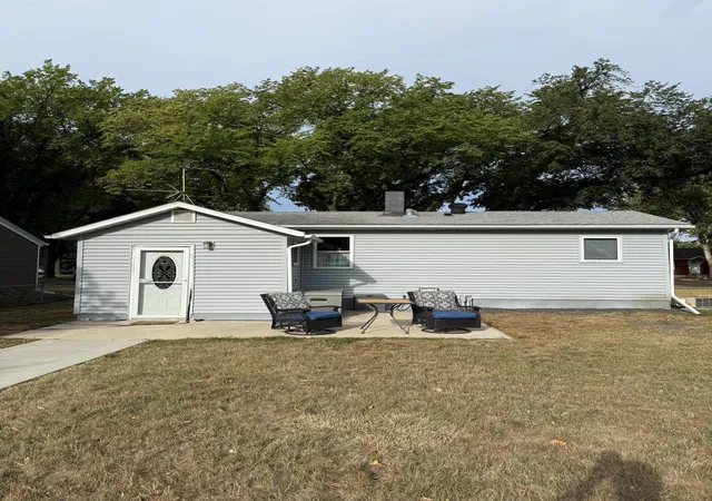 Photo 3 of Single family home for sale at 1605 9th Street N, Fargo, ND 58102 | MLS# 7142617 | Listing updated on 2026-09-16