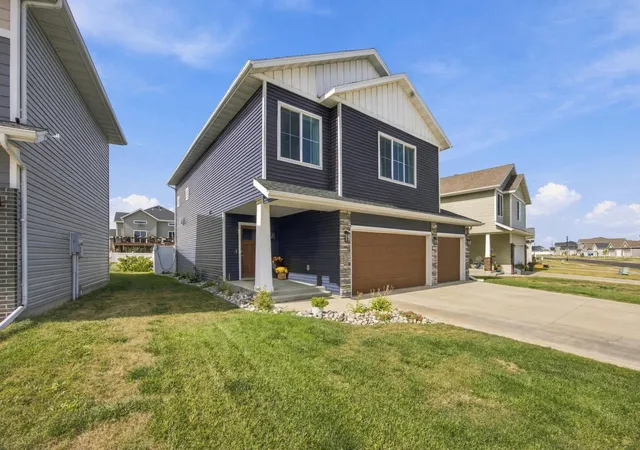 Photo 2 of Single family home for sale at 6183 58th Street S, Fargo, ND 58104 | MLS# 7142628 | Listing updated on 2026-09-15