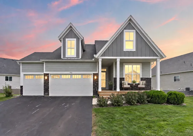 Photo 1 of Single family home for sale at 6702 92nd Bay S, Cottage Grove, MN 55016 | MLS# 7142632 | Listing updated on 2026-09-27