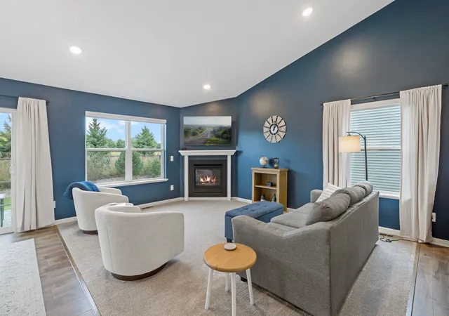 Photo 3 of Single family home for sale at 15135 Emory Cir, Saint Paul, MN 55124 | MLS# 7142664 | Listing updated on 2026-09-17