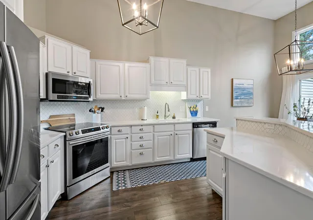 Photo 3 of Single family home for sale at 9215 190th Street W, Lakeville, MN 55044 | MLS# 7142667 | Listing updated on 2026-09-23