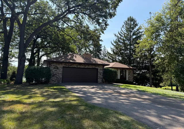 Photo 1 of Single family home for sale at 1320 Spring Valley Rd, Minneapolis, MN 55422 | MLS# 7142673 | Listing updated on 2026-09-12