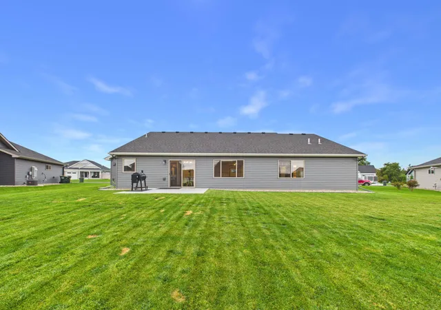 Photo 3 of Sale Pending at 214 Woolgrass Way, Avon, MN 56310 | MLS# 7142684 | Listing updated on 2026-10-03