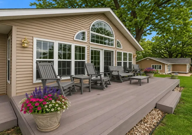 Photo 3 of Single family home for sale at 13630 2nd Street Ne, Spicer, MN 56288 | MLS# 7142704 | Listing updated on 2026-09-12