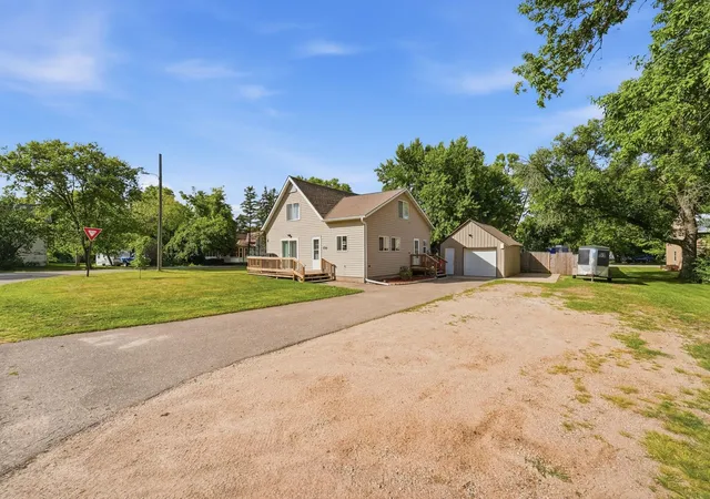 Photo 3 of Single family home for sale at 150 W Church Ave, Nelson, MN 56355 | MLS# 7142724 | Listing updated on 2026-09-22