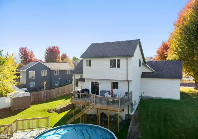 Photo 2 of Single family home for sale at 1115 Maplewood Ct Sw, Isanti, MN 55040 | MLS# 7142730 | Listing updated on 2026-10-20